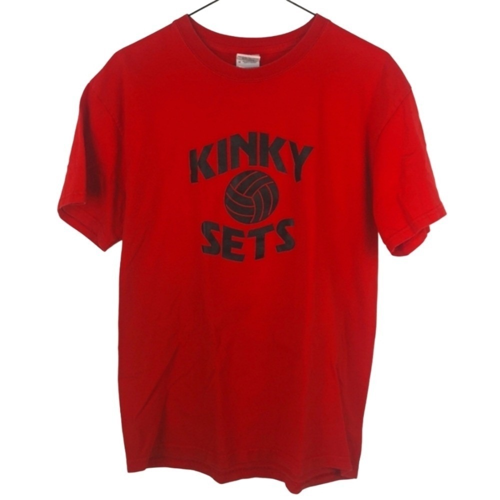 Kinky Sets Volleyball Men's Medium Red Sports Short Sleeve t shirt
